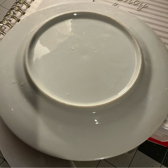Decorative Religious  Plate with Religious Imagery - Picture 7 of 7